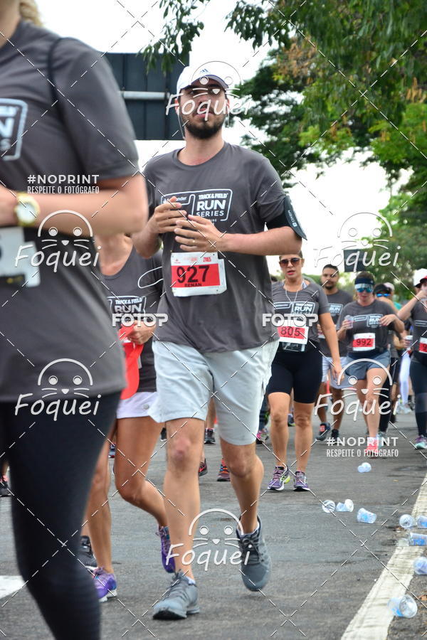 Buy your photos of the eventSantander Track&Field  Run Series - Shopping Vitria on Fotop