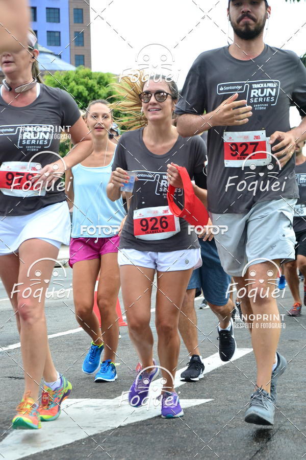 Buy your photos of the eventSantander Track&Field  Run Series - Shopping Vitria on Fotop