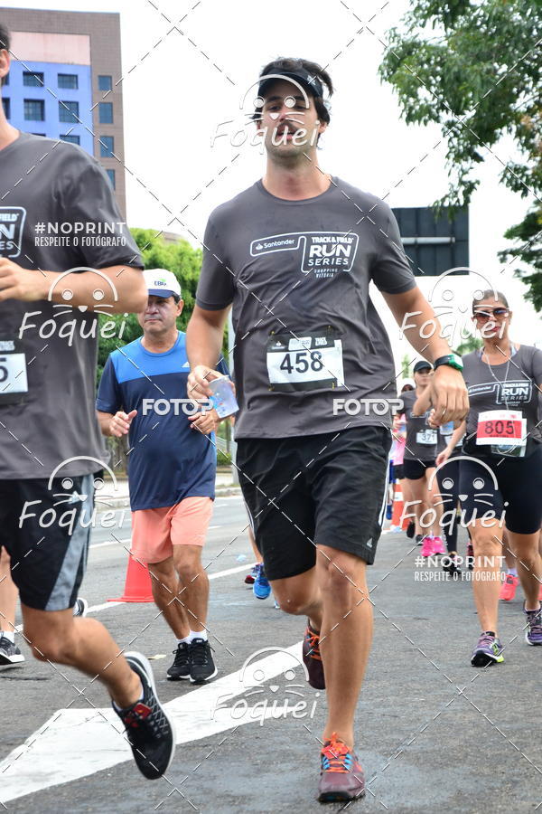 Buy your photos of the eventSantander Track&Field  Run Series - Shopping Vitria on Fotop