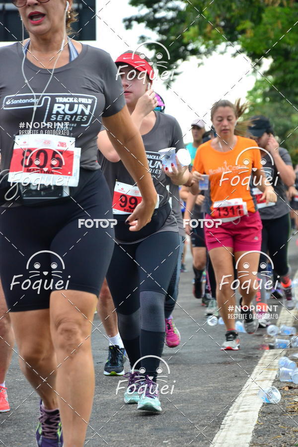 Buy your photos of the eventSantander Track&Field  Run Series - Shopping Vitria on Fotop