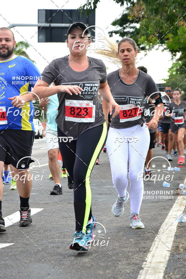 Buy your photos of the eventSantander Track&Field  Run Series - Shopping Vitria on Fotop