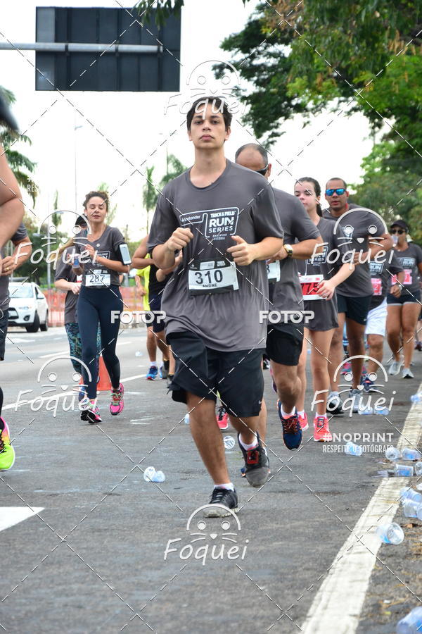 Buy your photos of the eventSantander Track&Field  Run Series - Shopping Vitria on Fotop