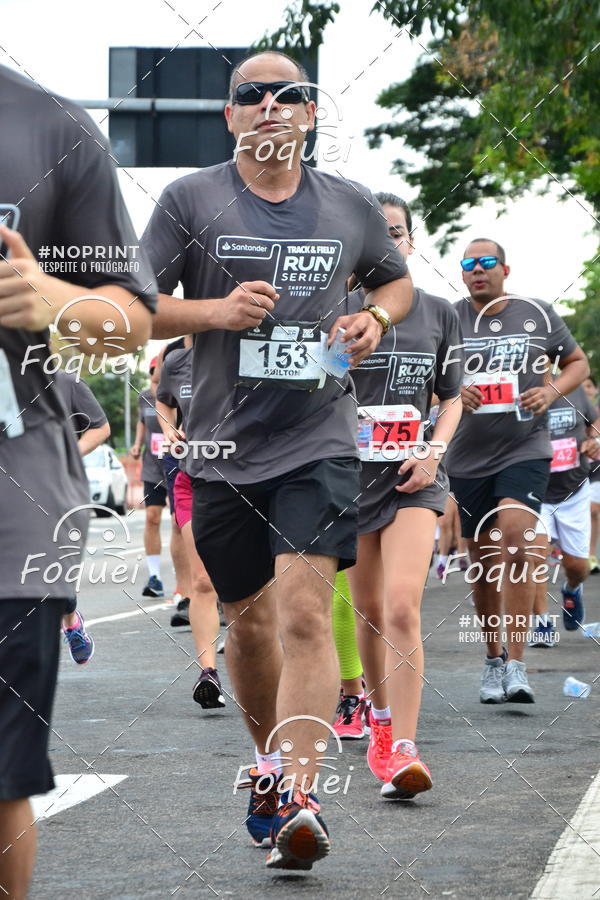 Buy your photos of the eventSantander Track&Field  Run Series - Shopping Vitria on Fotop