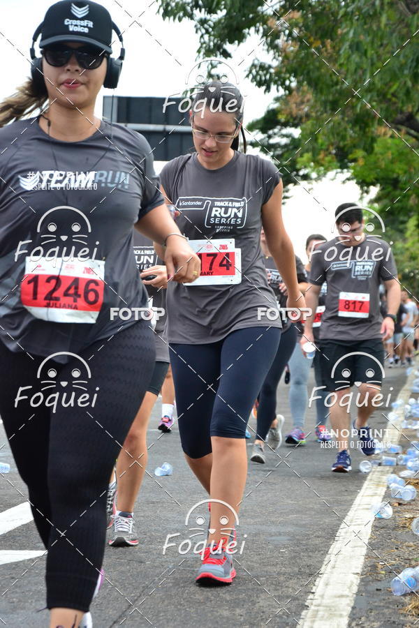 Buy your photos of the eventSantander Track&Field  Run Series - Shopping Vitria on Fotop