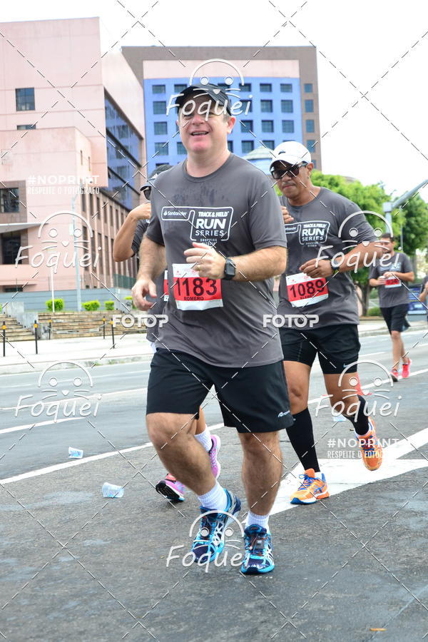 Buy your photos of the eventSantander Track&Field  Run Series - Shopping Vitria on Fotop