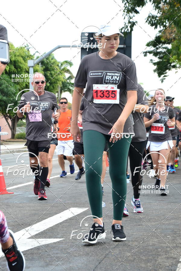 Buy your photos of the eventSantander Track&Field  Run Series - Shopping Vitria on Fotop