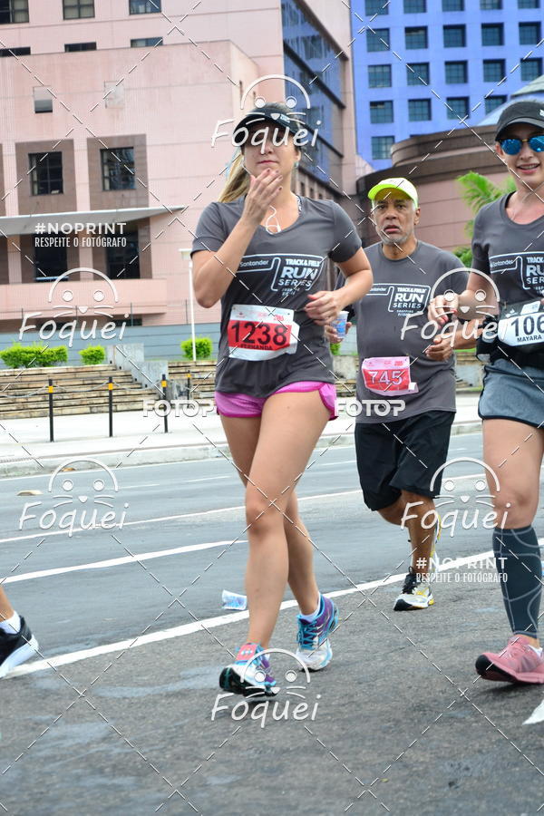 Buy your photos of the eventSantander Track&Field  Run Series - Shopping Vitria on Fotop