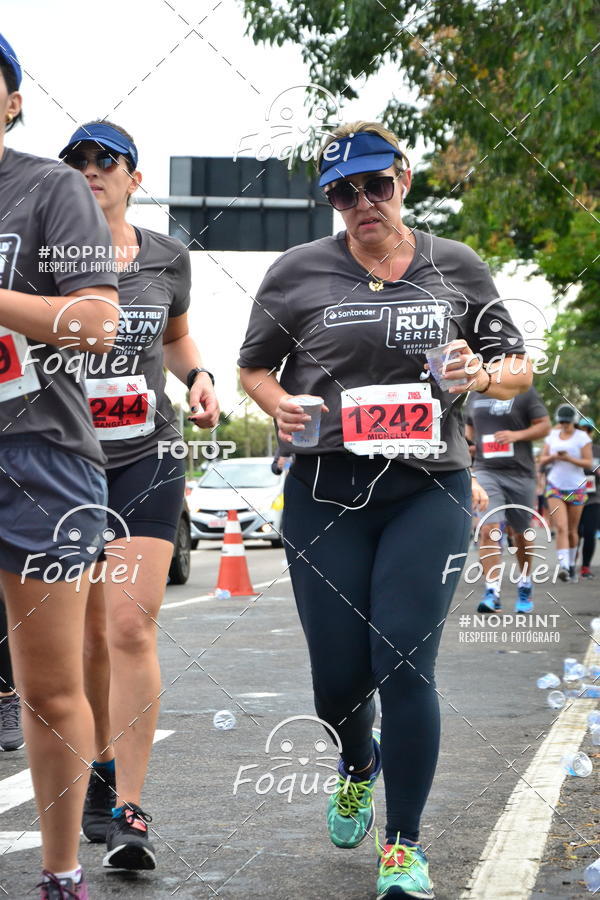 Buy your photos of the eventSantander Track&Field  Run Series - Shopping Vitria on Fotop