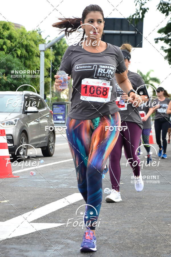 Buy your photos of the eventSantander Track&Field  Run Series - Shopping Vitria on Fotop