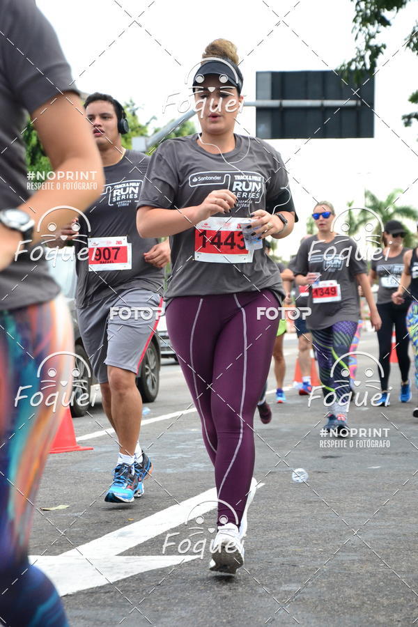 Buy your photos of the eventSantander Track&Field  Run Series - Shopping Vitria on Fotop