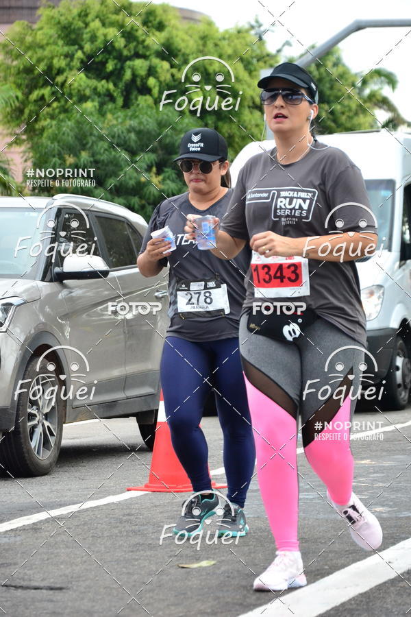 Buy your photos of the eventSantander Track&Field  Run Series - Shopping Vitria on Fotop