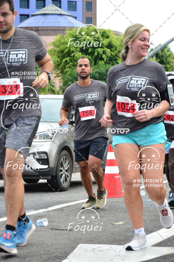 Buy your photos of the eventSantander Track&Field  Run Series - Shopping Vitria on Fotop