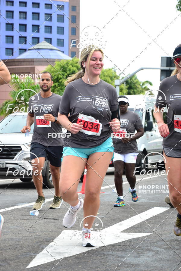Buy your photos of the eventSantander Track&Field  Run Series - Shopping Vitria on Fotop