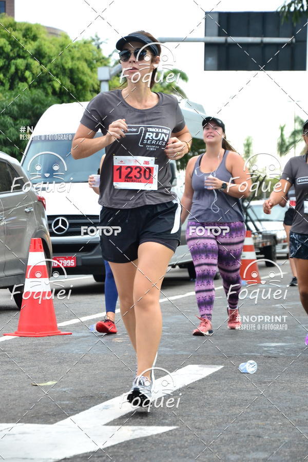 Buy your photos of the eventSantander Track&Field  Run Series - Shopping Vitria on Fotop