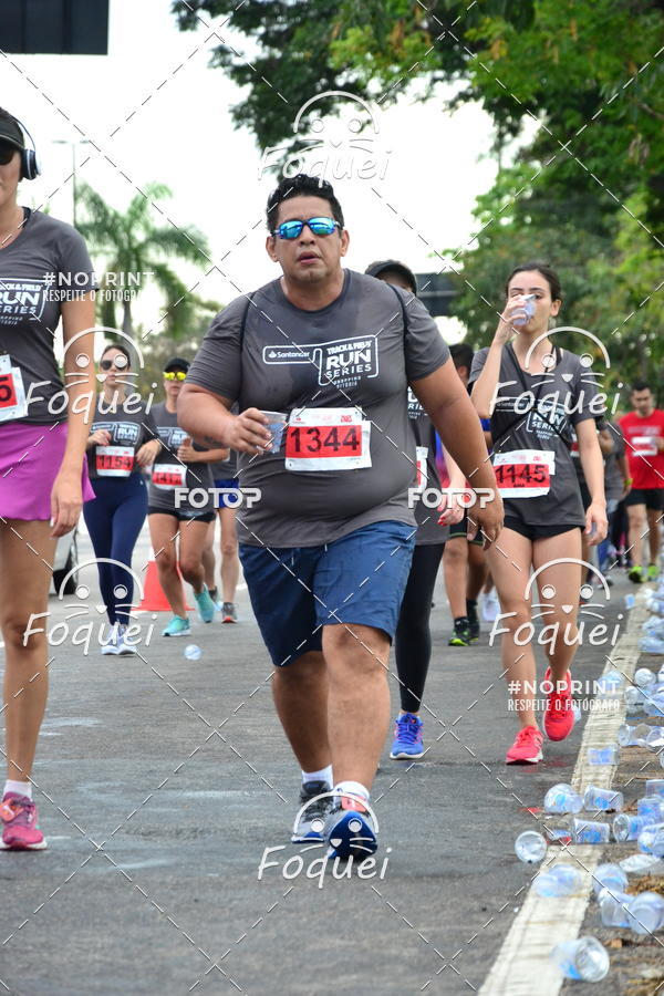 Buy your photos of the eventSantander Track&Field  Run Series - Shopping Vitria on Fotop