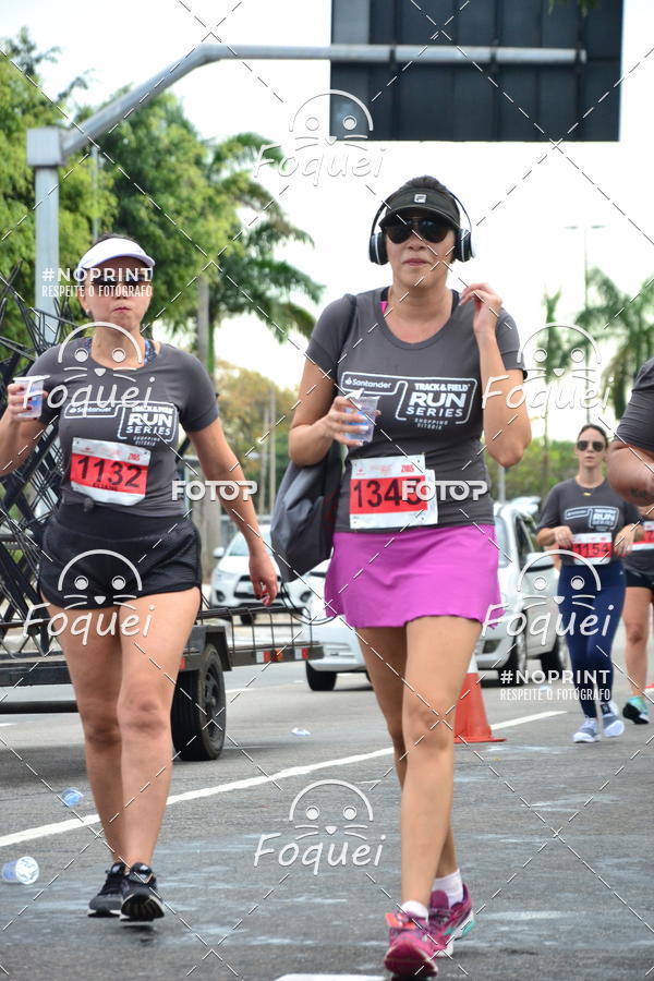 Buy your photos of the eventSantander Track&Field  Run Series - Shopping Vitria on Fotop