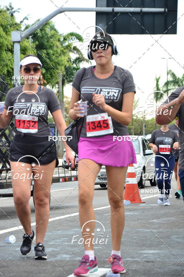Buy your photos of the eventSantander Track&Field  Run Series - Shopping Vitria on Fotop