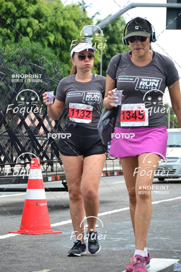 Buy your photos of the eventSantander Track&Field  Run Series - Shopping Vitria on Fotop