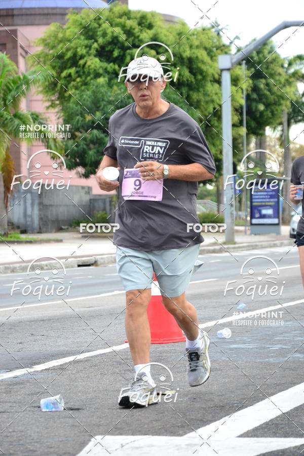 Buy your photos of the eventSantander Track&Field  Run Series - Shopping Vitria on Fotop