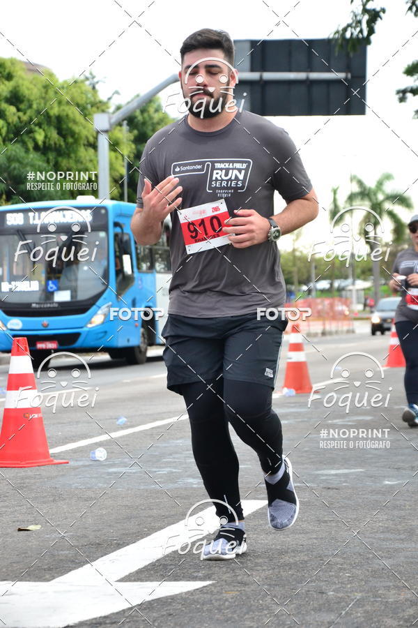 Buy your photos of the eventSantander Track&Field  Run Series - Shopping Vitria on Fotop