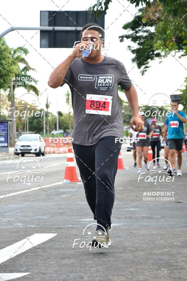 Buy your photos of the eventSantander Track&Field  Run Series - Shopping Vitria on Fotop