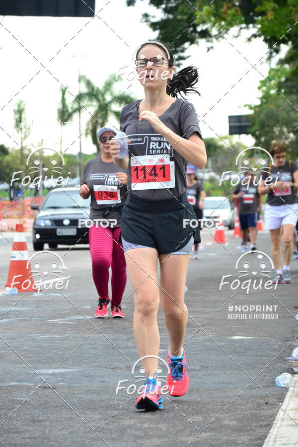 Buy your photos of the eventSantander Track&Field  Run Series - Shopping Vitria on Fotop