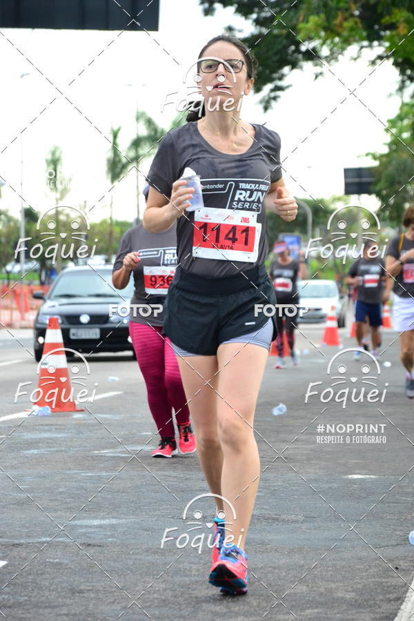 Buy your photos of the eventSantander Track&Field  Run Series - Shopping Vitria on Fotop