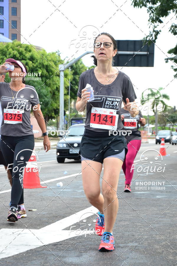 Buy your photos of the eventSantander Track&Field  Run Series - Shopping Vitria on Fotop