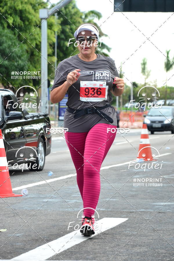 Buy your photos of the eventSantander Track&Field  Run Series - Shopping Vitria on Fotop
