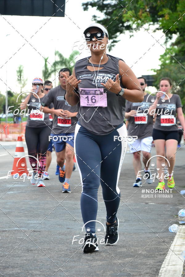 Buy your photos of the eventSantander Track&Field  Run Series - Shopping Vitria on Fotop