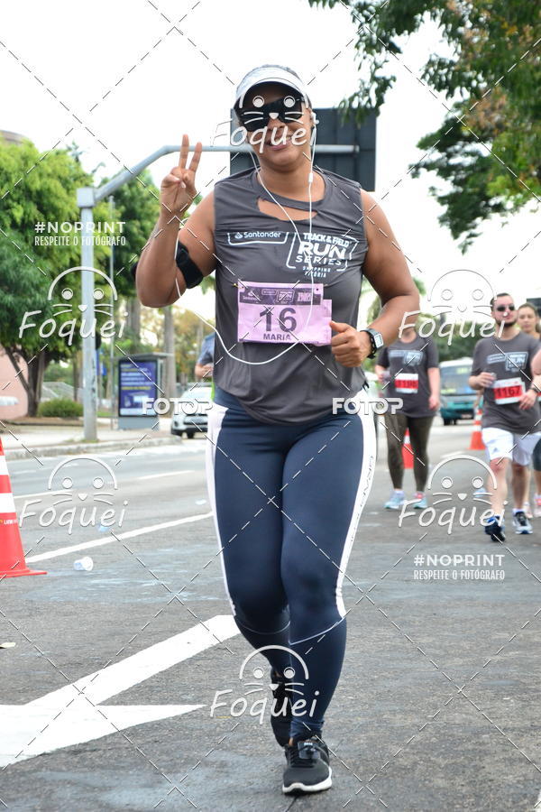 Buy your photos of the eventSantander Track&Field  Run Series - Shopping Vitria on Fotop