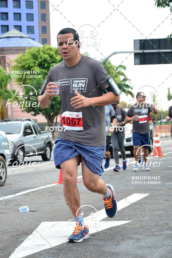 Buy your photos of the eventSantander Track&Field  Run Series - Shopping Vitria on Fotop