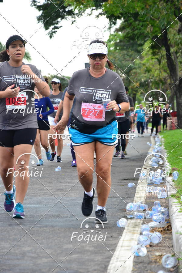 Buy your photos of the eventSantander Track&Field  Run Series - Shopping Vitria on Fotop
