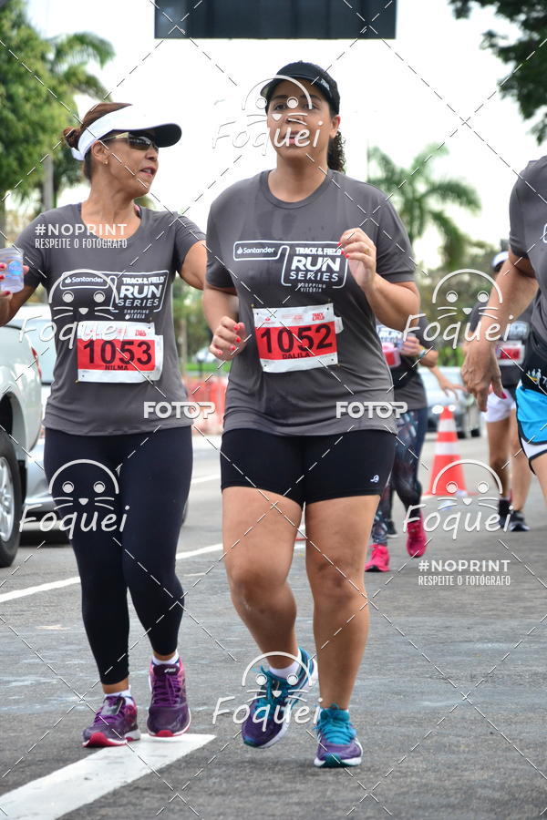 Buy your photos of the eventSantander Track&Field  Run Series - Shopping Vitria on Fotop