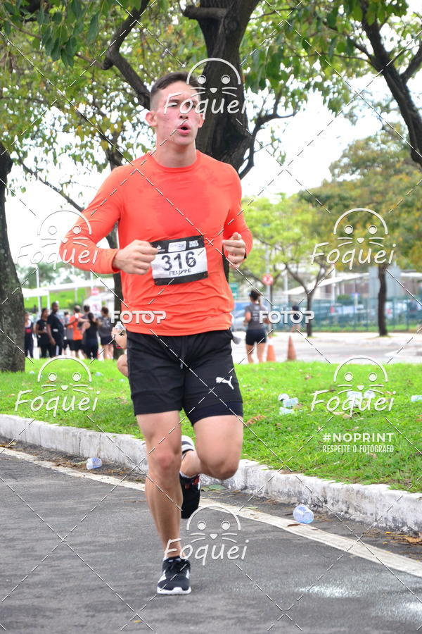 Buy your photos of the eventSantander Track&Field  Run Series - Shopping Vitria on Fotop