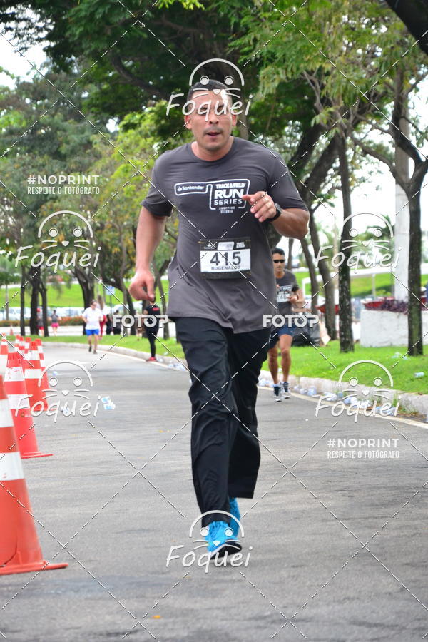 Buy your photos of the eventSantander Track&Field  Run Series - Shopping Vitria on Fotop