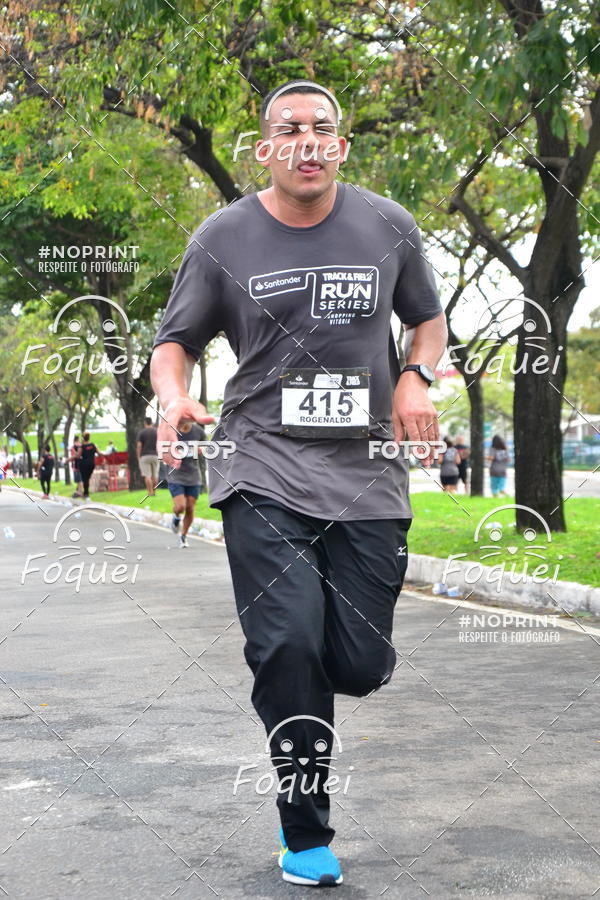 Buy your photos of the eventSantander Track&Field  Run Series - Shopping Vitria on Fotop