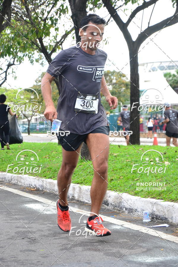 Buy your photos of the eventSantander Track&Field  Run Series - Shopping Vitria on Fotop