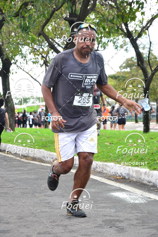 Buy your photos of the eventSantander Track&Field  Run Series - Shopping Vitria on Fotop