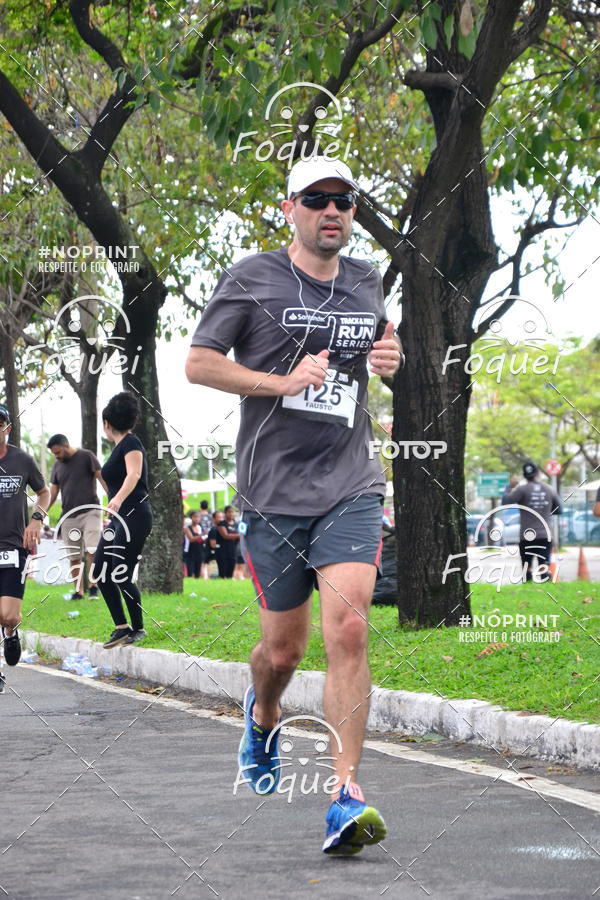Buy your photos of the eventSantander Track&Field  Run Series - Shopping Vitria on Fotop