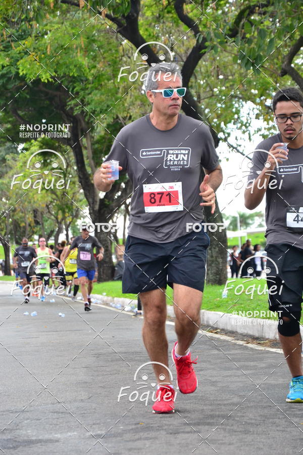 Buy your photos of the eventSantander Track&Field  Run Series - Shopping Vitria on Fotop