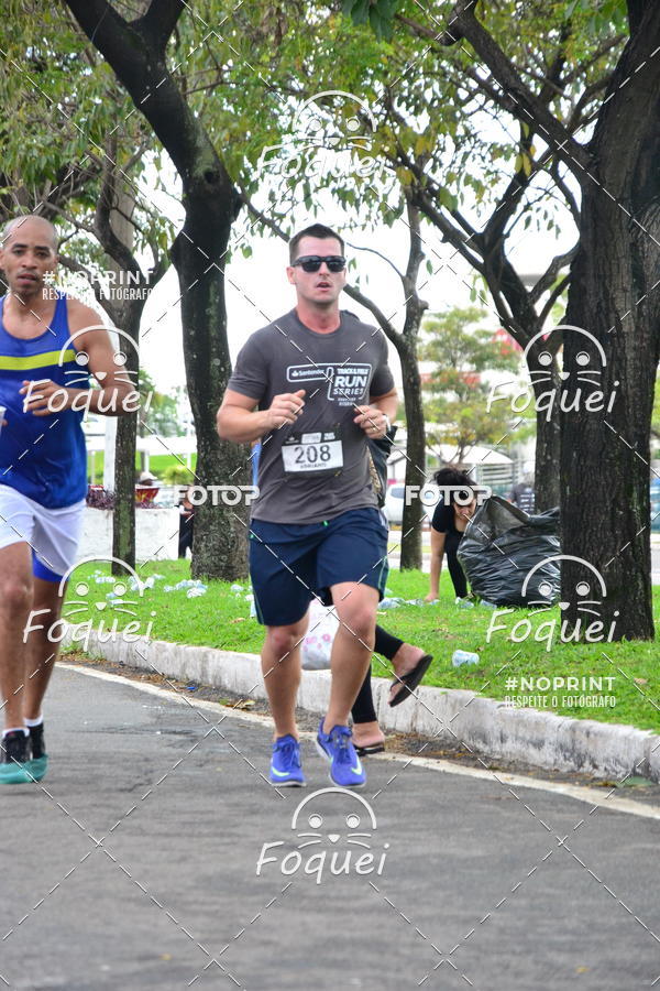 Buy your photos of the eventSantander Track&Field  Run Series - Shopping Vitria on Fotop