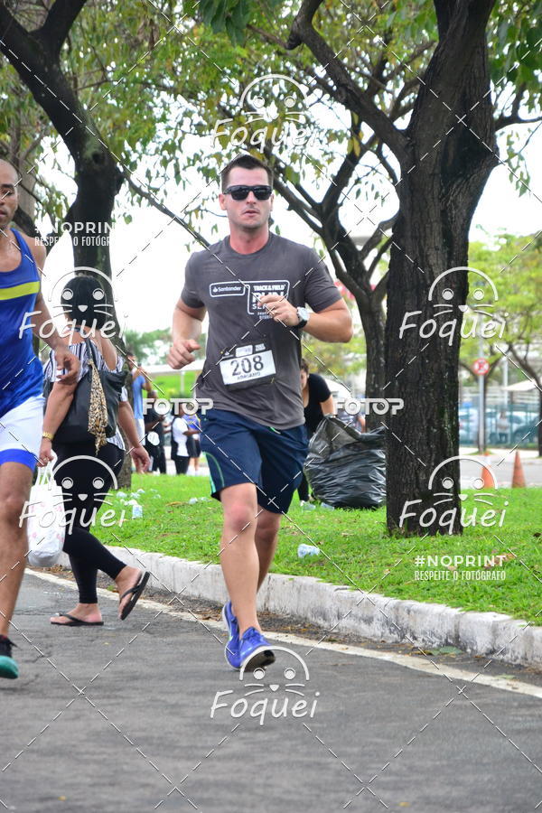Buy your photos of the eventSantander Track&Field  Run Series - Shopping Vitria on Fotop