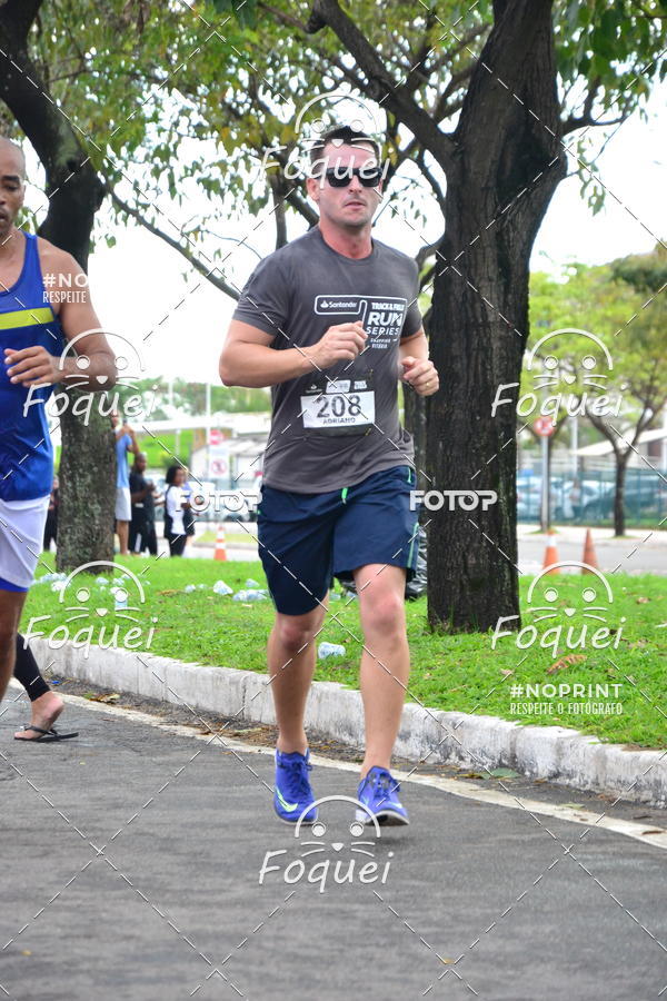 Buy your photos of the eventSantander Track&Field  Run Series - Shopping Vitria on Fotop