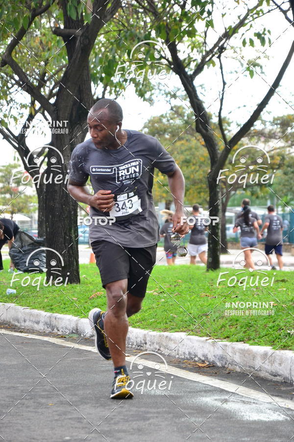 Buy your photos of the eventSantander Track&Field  Run Series - Shopping Vitria on Fotop