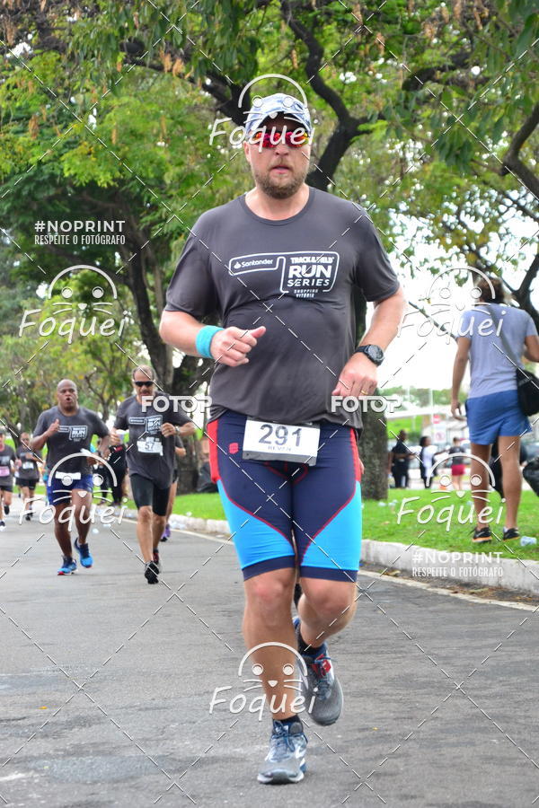 Buy your photos of the eventSantander Track&Field  Run Series - Shopping Vitria on Fotop