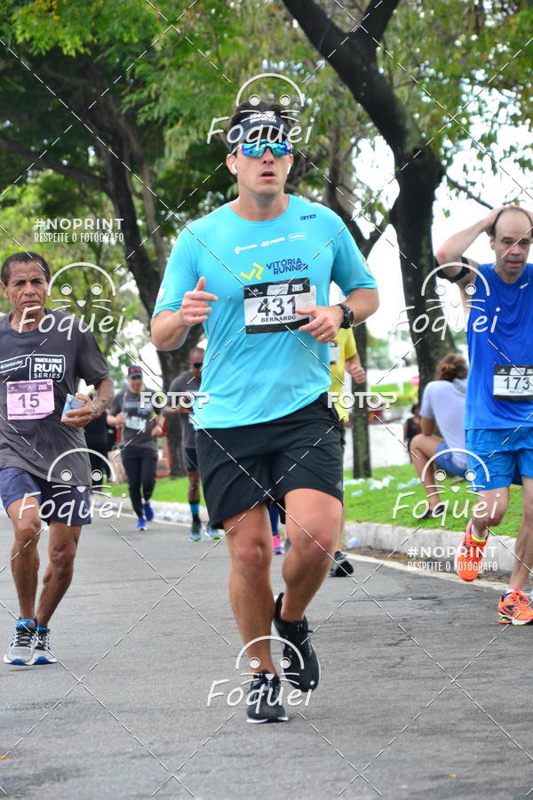 Buy your photos of the eventSantander Track&Field  Run Series - Shopping Vitria on Fotop