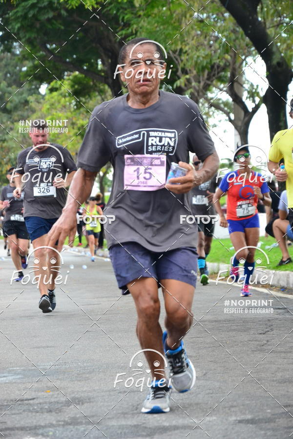 Buy your photos of the eventSantander Track&Field  Run Series - Shopping Vitria on Fotop