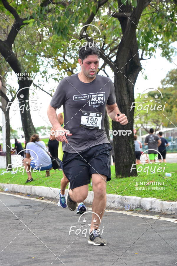 Buy your photos of the eventSantander Track&Field  Run Series - Shopping Vitria on Fotop