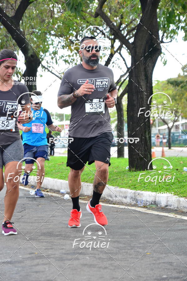Buy your photos of the eventSantander Track&Field  Run Series - Shopping Vitria on Fotop